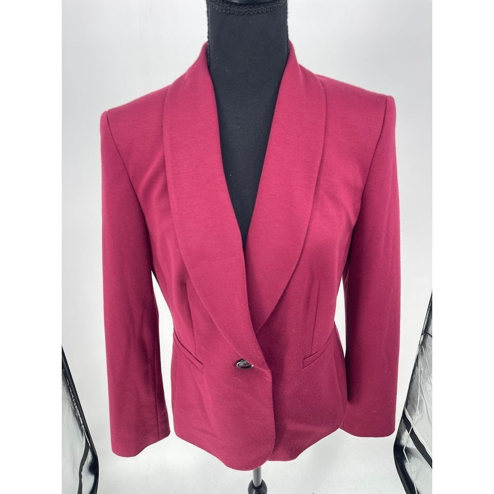Evan-Picone Vibrant Fuchsia Blazer - Chic & Versatile Size 6